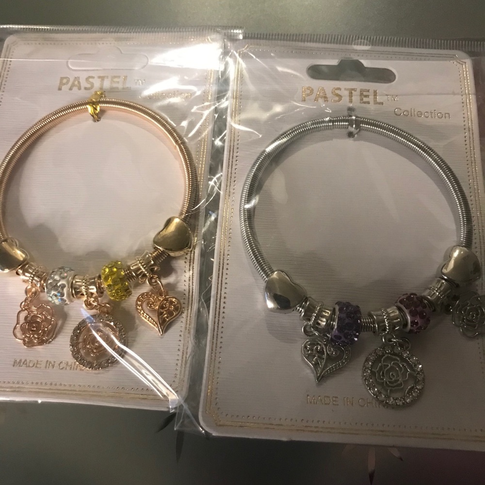 Adult charms bracelets